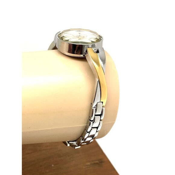 Timex Women's Watch TW2U69700 Quartz Silver Dial Two Tone Stainless Steel 26mm - Picture 11 of 13